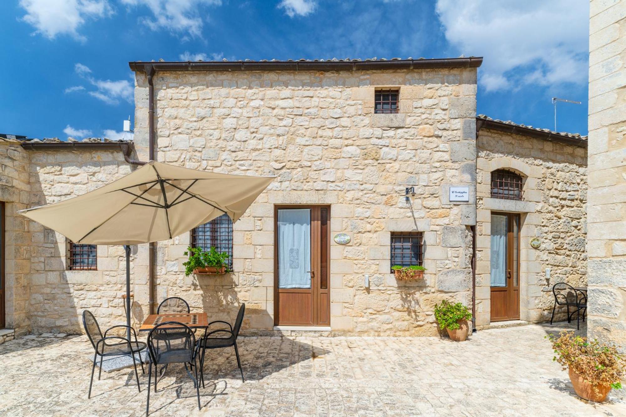 Borgo Monachella Bed & Breakfast Ragusa Exterior foto
